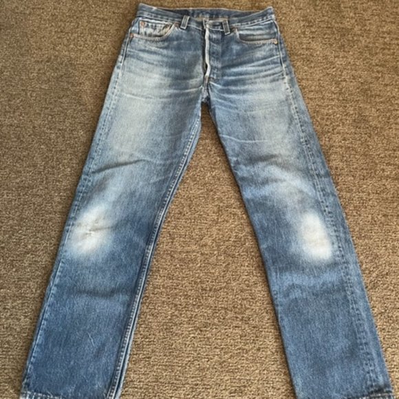 Vintage LEVI's 501 straight leg jeans - modern 26/27 - Picture 1 of 7